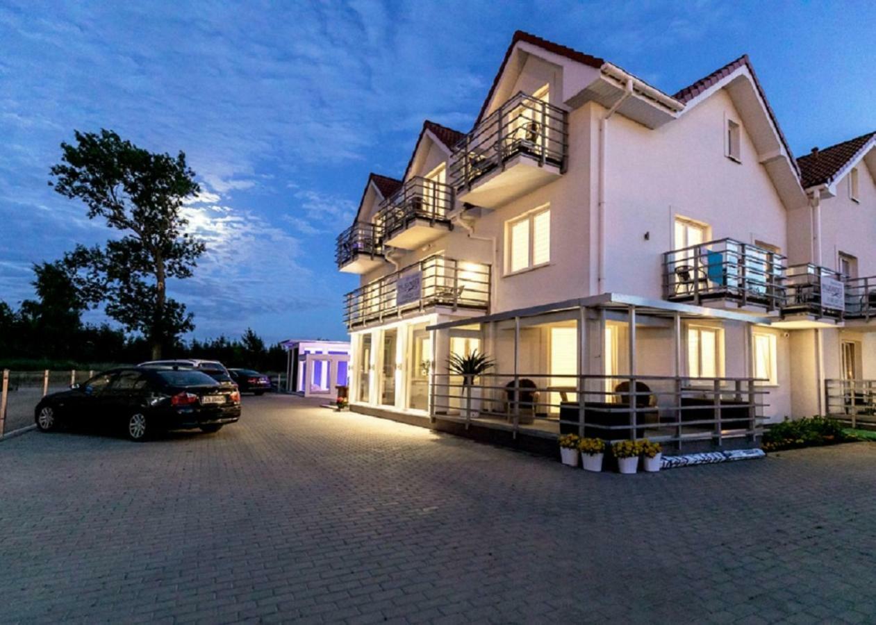 Palisander Z Widokiem Na Morze เชซัช ภายนอก รูปภาพ